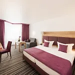 Touric Hotel 3*