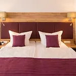 Touric Hotel 3*